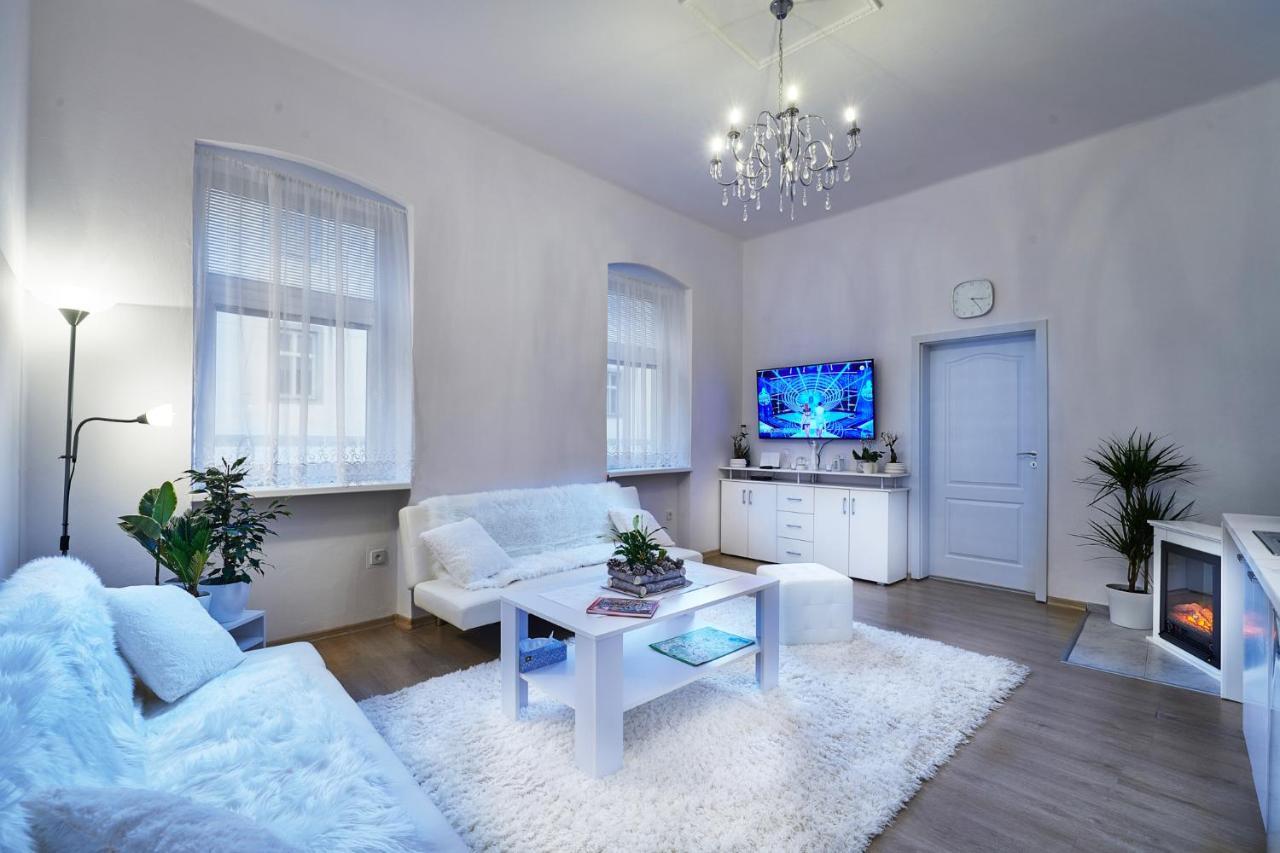 Apartman Bb Centrum Μπάνσκα Μπίστριτσα Εξωτερικό φωτογραφία