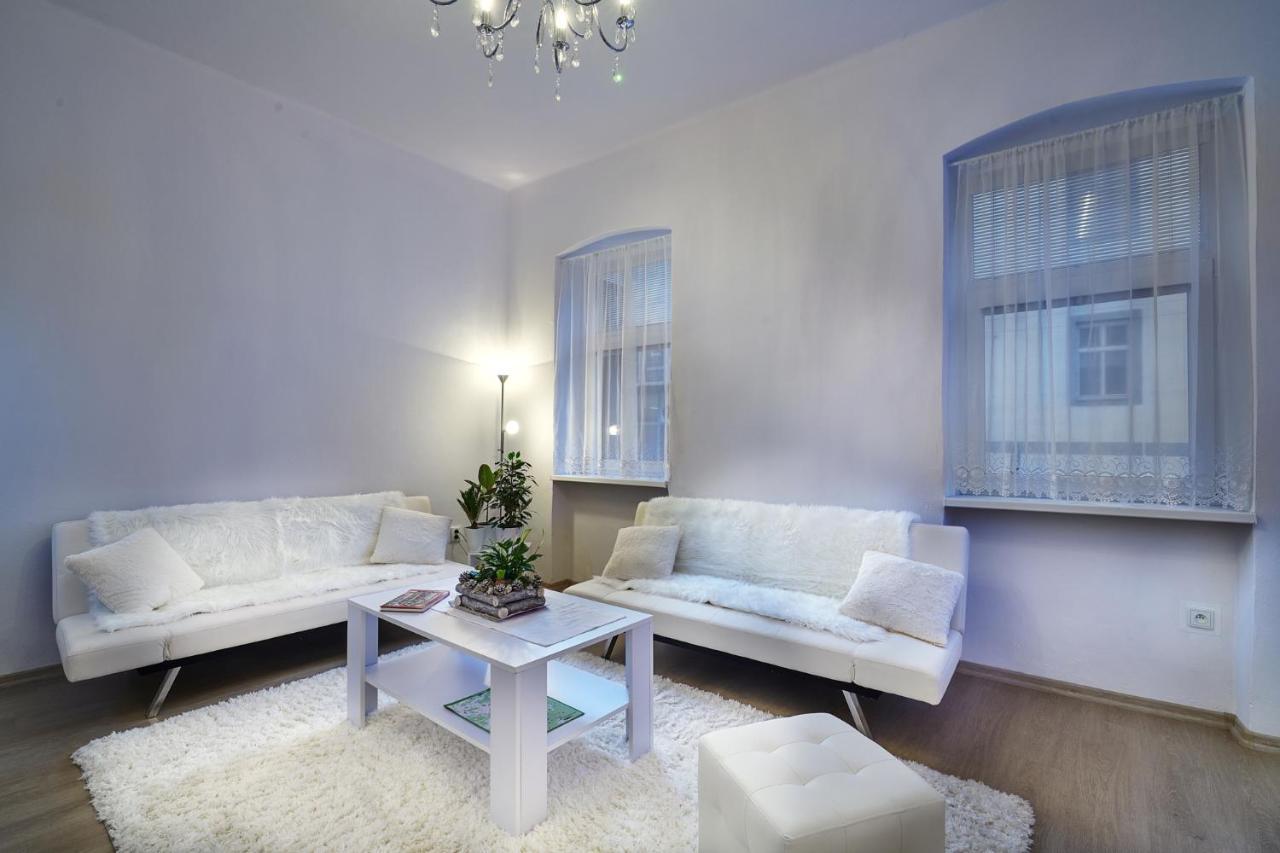 Apartman Bb Centrum Μπάνσκα Μπίστριτσα Εξωτερικό φωτογραφία