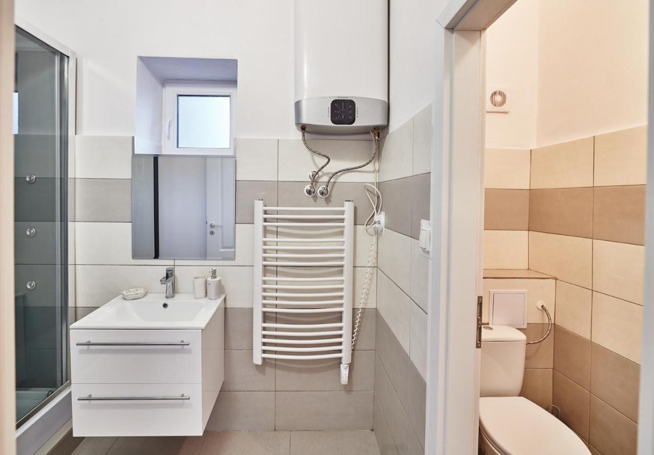 Apartman Bb Centrum Μπάνσκα Μπίστριτσα Εξωτερικό φωτογραφία